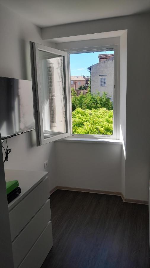 Apartma Ana